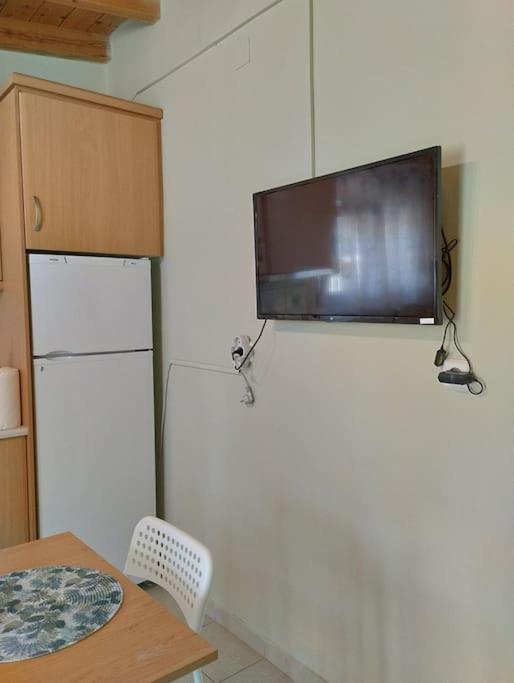 Lovely Guesthouse On The Beach Agia Anna  Bagian luar foto