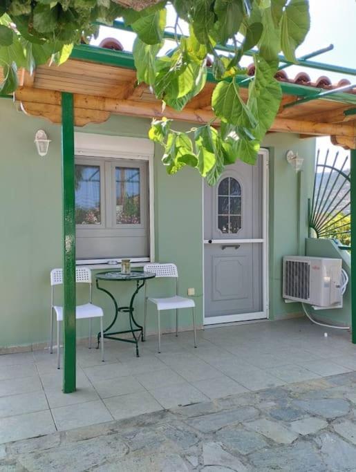 Lovely Guesthouse On The Beach Agia Anna  Bagian luar foto